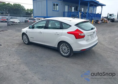 2014 Ford Focus Electric from USA, damaged, VIN 1FADP3R47EL255258